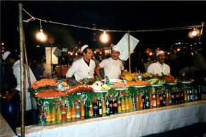21-11-98 - Jemaa el-Fnaa at the evening in Marrakesh