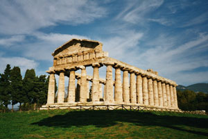 04-11-03 - Greek temple in Paestum