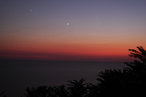 16.07.2007 - Sonnenuntergang mit Mond und Sternen in Amantea