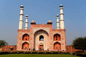 17.12.2011 - Sikandra - Akbar-Mausoleum (Grabmal eines Mogulherrschers) bei Agra