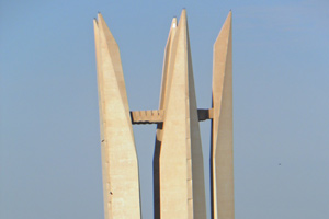 17-02-13 - Memorial at the Aswan dam