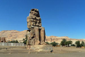 20-02-13 - Colossus of Memnon in Theses