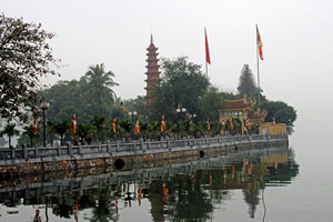 15-02-15 - Tran Quoc Pagode in Hanoi (chùa Trấn Quốc)