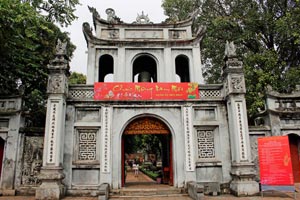 15-02-15 - Entry gate of the Temple of Literature