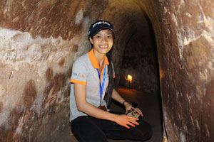 14-03-15 - Our guide Hanh in the tunnel