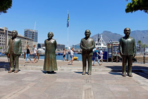 21.11.2016 - Skulpturen an der Waterfront