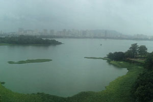 20-07-17 - View to Lake Powai from Renaissance during monsoon