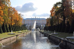 05-10-19 - Sunshine at the Peterhof Palace outside of Saint Petersburg