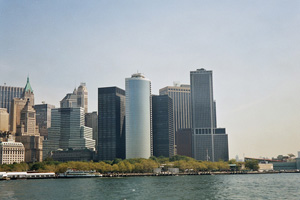 07.09.2002 - Blick auf die Skyline von Downtown auf dem Weg zur Freiheitstatue