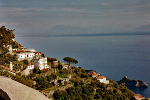30.10.2002 - Amalfi und die Steilküste bei Amalfi