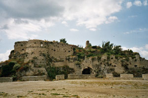 27.05.2003 - Das Kastell von Gerace