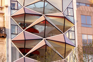 15.04.2008 - Ein sehr schickes Gebäude...