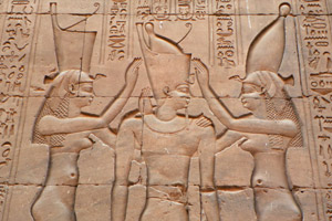 16-02-13 - Very impressive Horus Temple in Edfu