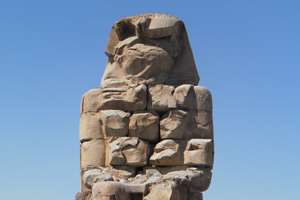 20-02-13 - Colossus of Memnon in Theses