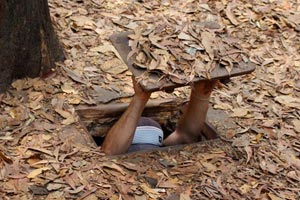 14.03.2015 - Bodenlöcher zum Ãœberraschungsangriff auf den Feind