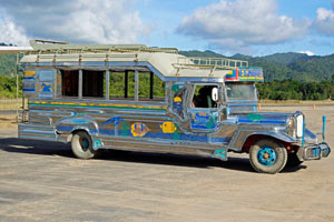 15.01.2016 - Jeepney als Flughafenfahrzeug