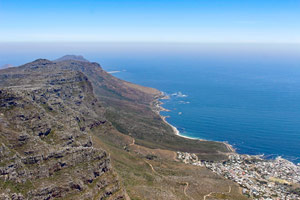 22.11.2016 - Blick vom Tafelberg in die Tiefe