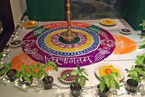 26.08.2016 - Blütenornamente im FourPoints Hotel in Vashi