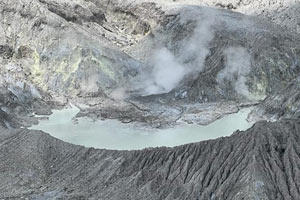 23.12.2025 - Tangkuban Parahu - einer von über 100 aktiven Vulkanen