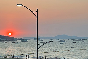 12.01.2026 - Sonnenuntergang am Strand von Pattaya